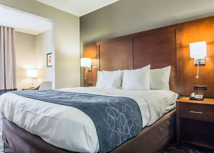 Comfort Suites Pineville - Ballantyne Area