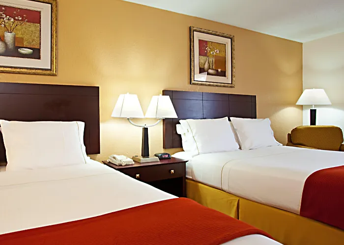 Hotel Oswego