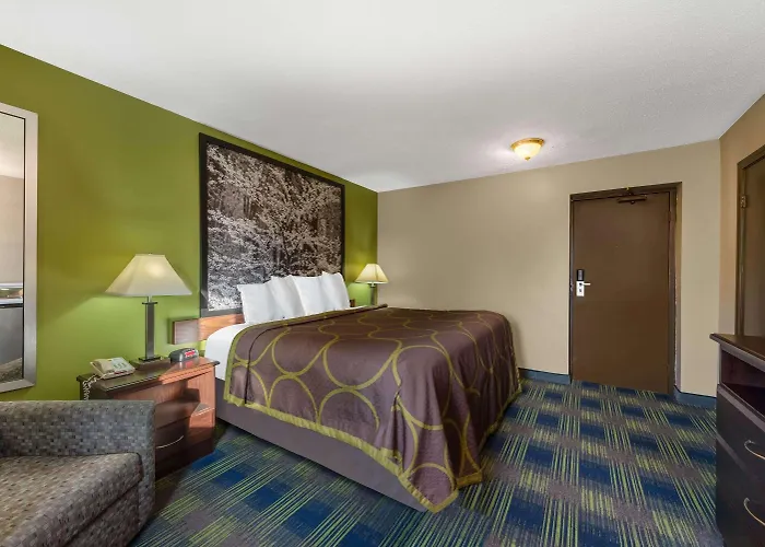 Super 8 Cleveland