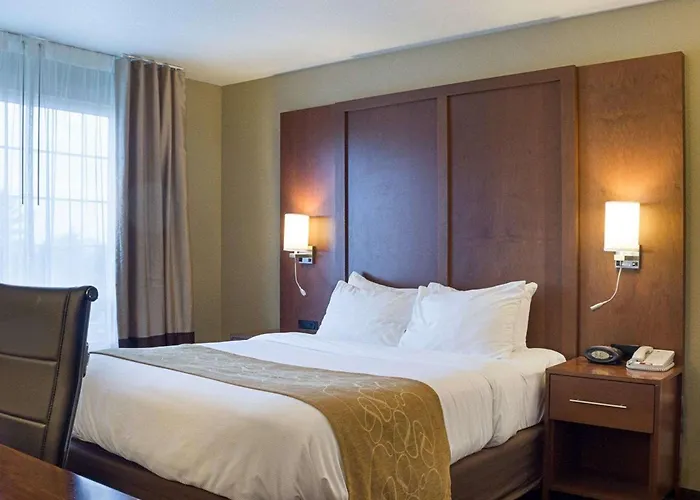 Comfort Suites Minot South