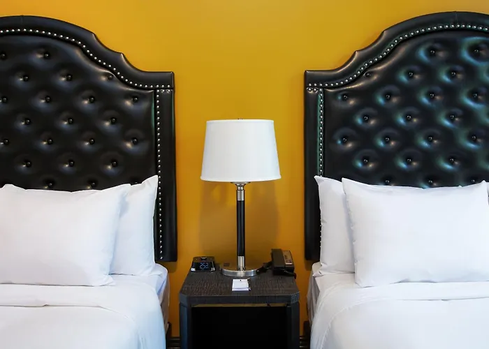 Hotel Clarendon