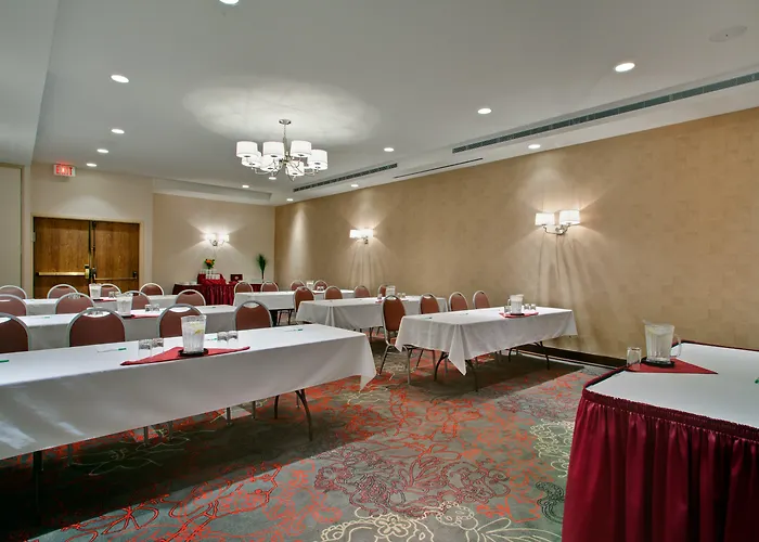 Allure Hotel & Conference Center