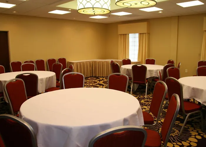 Hampton Inn Richmond - Airport