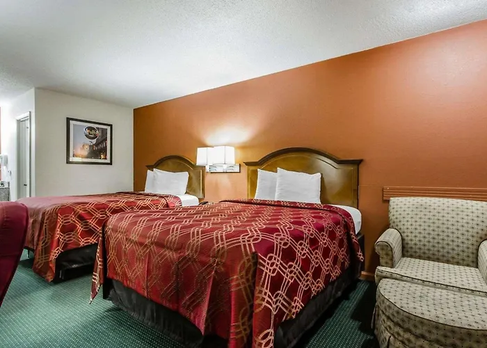 Econo Lodge Inn & Suites Enterprise