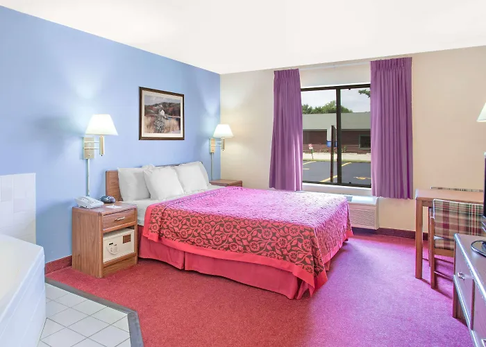 Days Inn By Wyndham Madison Ne/Windsor