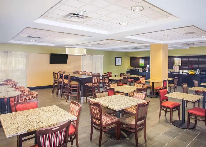 Holiday Inn Express St. Louis Arpt - Maryland Hgts, An Ihg Hotel