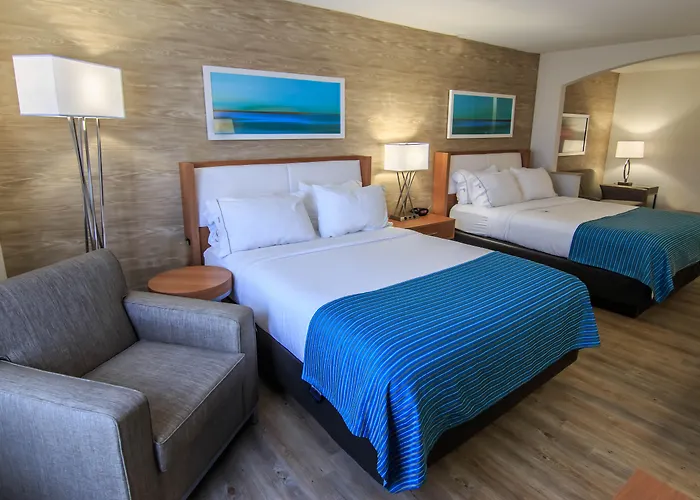 Holiday Inn Express Hotel & Suites Farmington, An Ihg Hotel