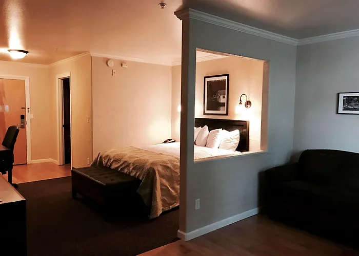 Best Western Wesley Inn & Suites