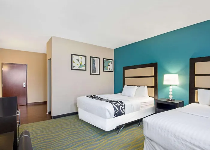 La Quinta Inn & Suites By Wyndham Durant