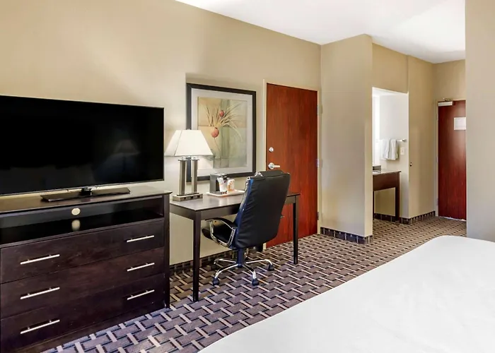 Comfort Suites Clovis North