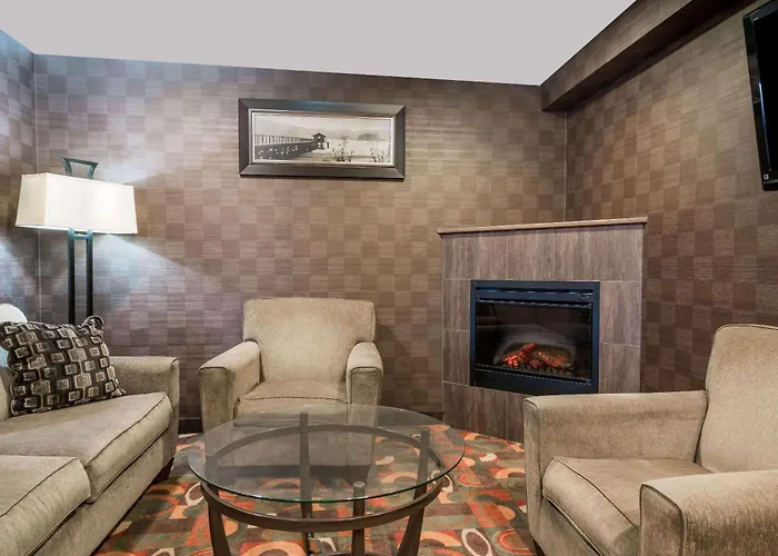 Baymont By Wyndham Eau Claire Wi