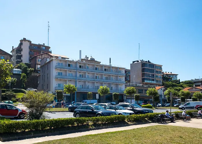 Petit Palace Tamarises