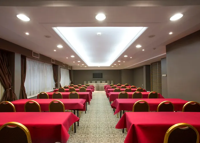 Golden Star City Resort