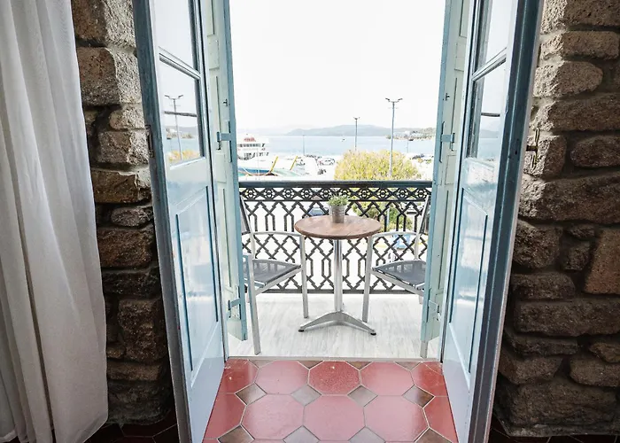 Dionysos Hotel