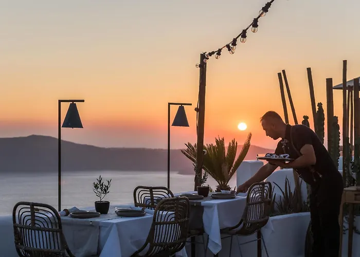 Cocoon Suites (Adults Only)
