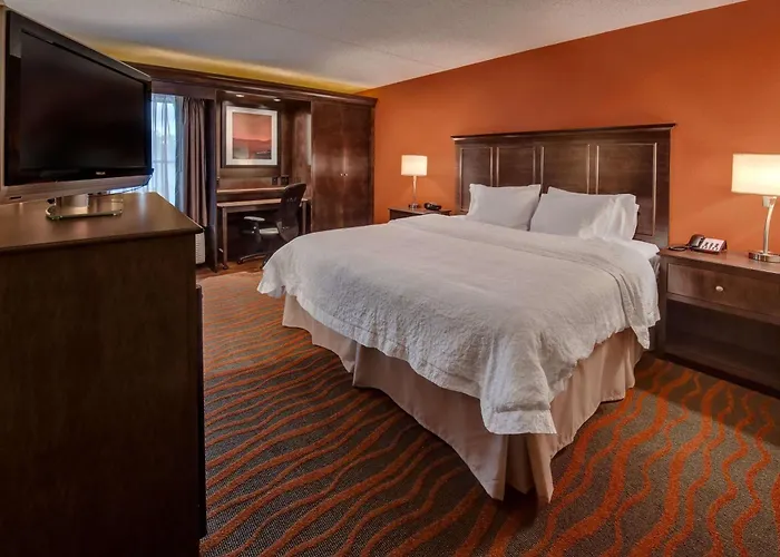 Hampton Inn By Hilton Clarksville