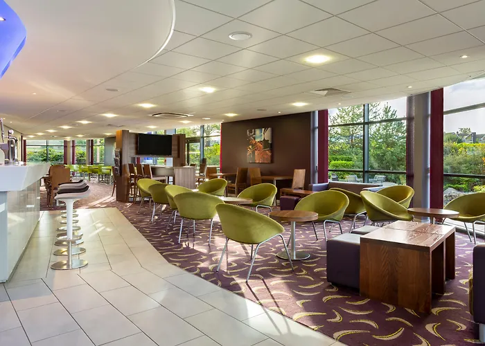 Holiday Inn Express Dunstable By Ihg