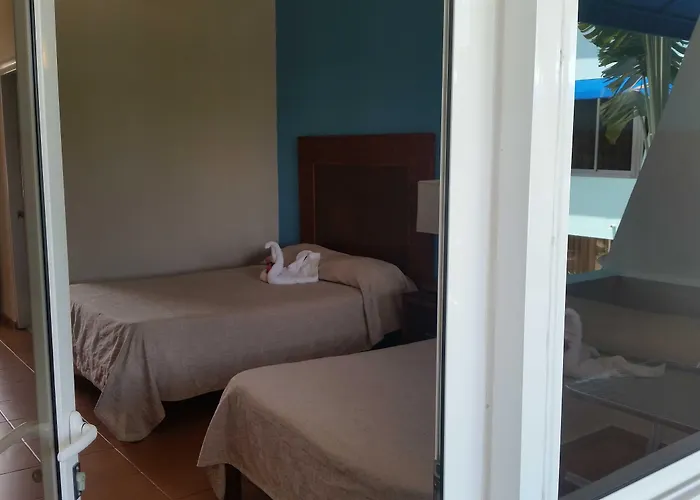 New Garden Hotel