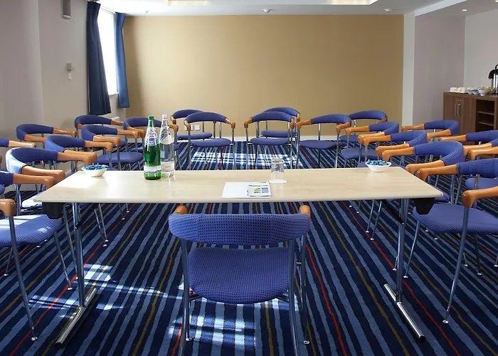 Holiday Inn Express Greenock, An Ihg Hotel