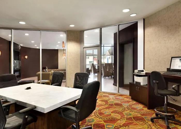 Embassy Suites Los Angeles Glendale