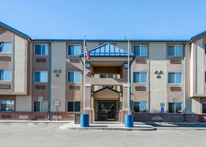 Baymont By Wyndham Loveland - Fort Collins Area