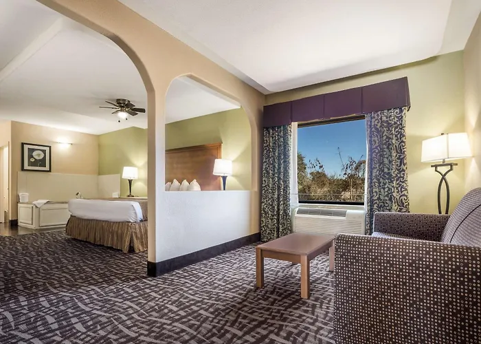 Surestay Hotel By Best Western Alice