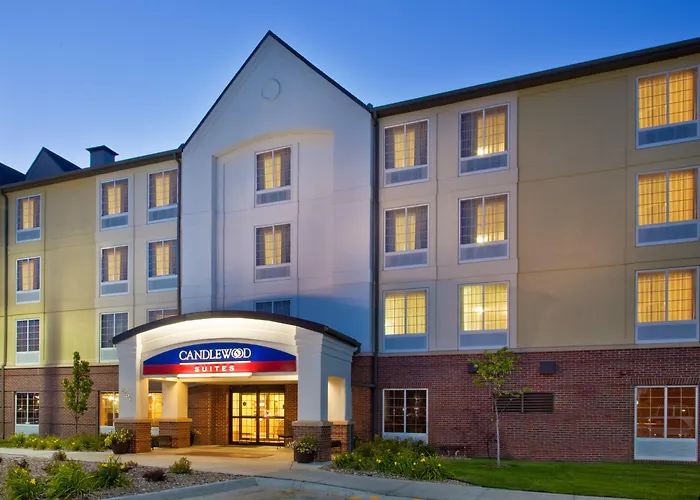 Candlewood Suites Omaha Airport