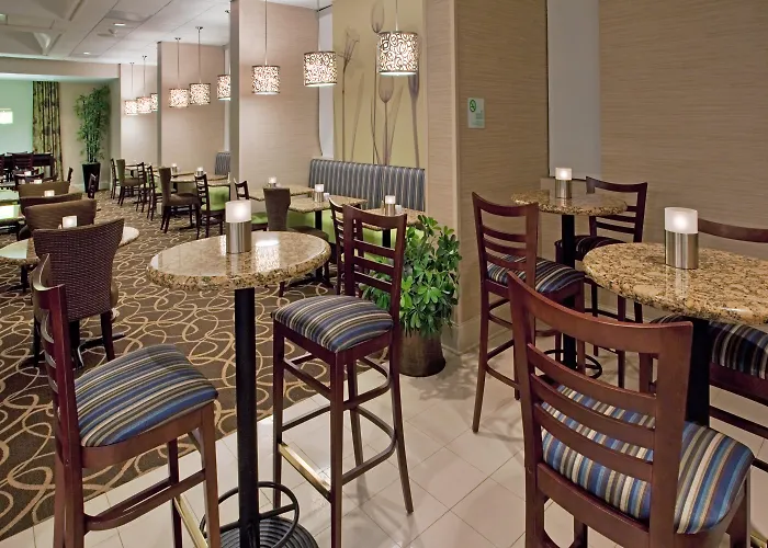 Doubletree By Hilton Raleigh Midtown, Nc