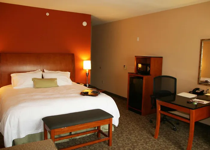 Hampton Inn & Suites Buffalo