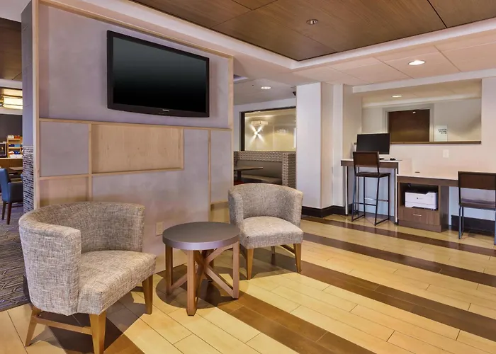 Holiday Inn Express - Waldorf By Ihg