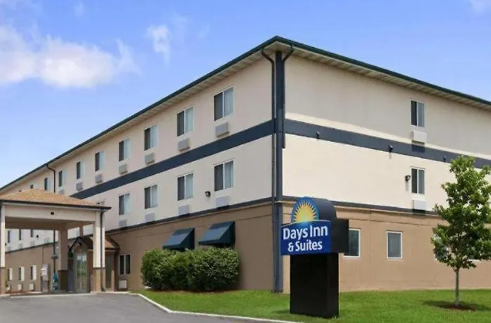 Days Inn & Suites By Wyndham Romeoville