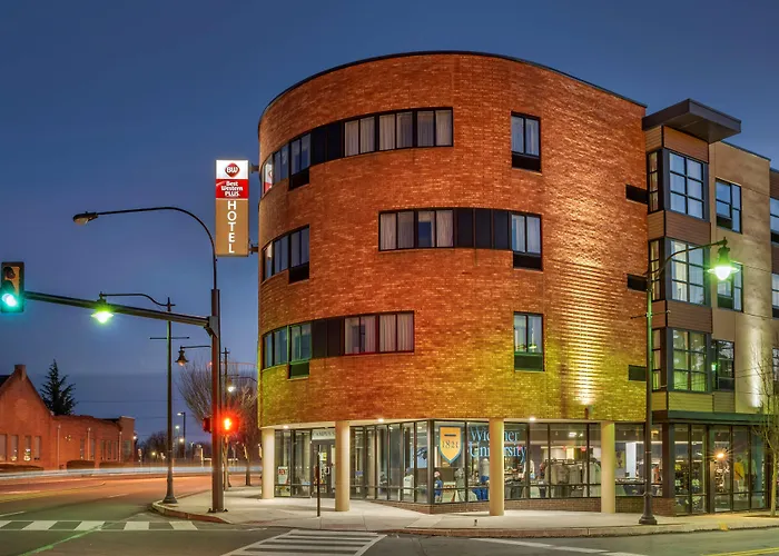 Best Western Plus Philadelphia Airport South - At Widener University
