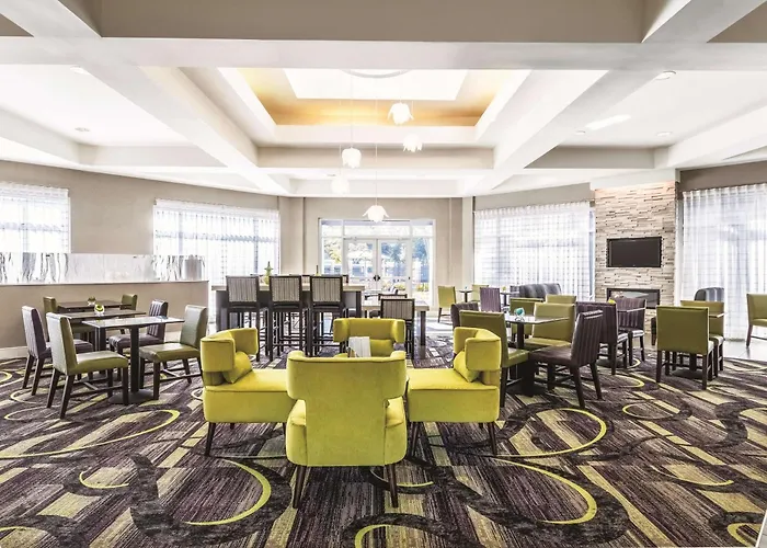 La Quinta By Wyndham Alexandria Airport