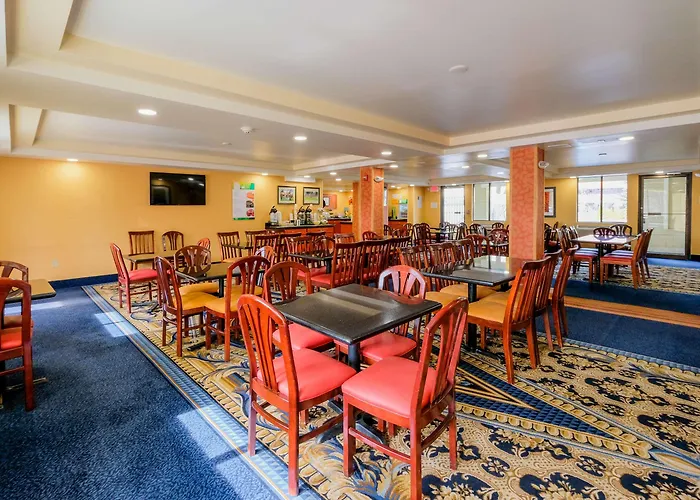 Quality Inn & Suites Lexington