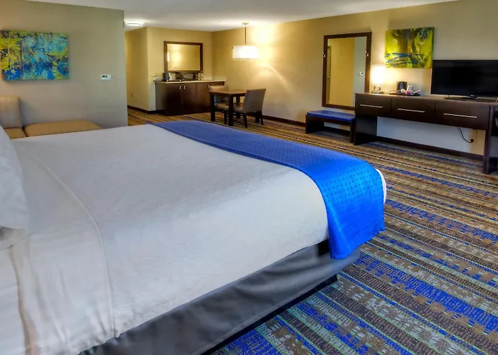 Holiday Inn & Suites Tupelo North By Ihg
