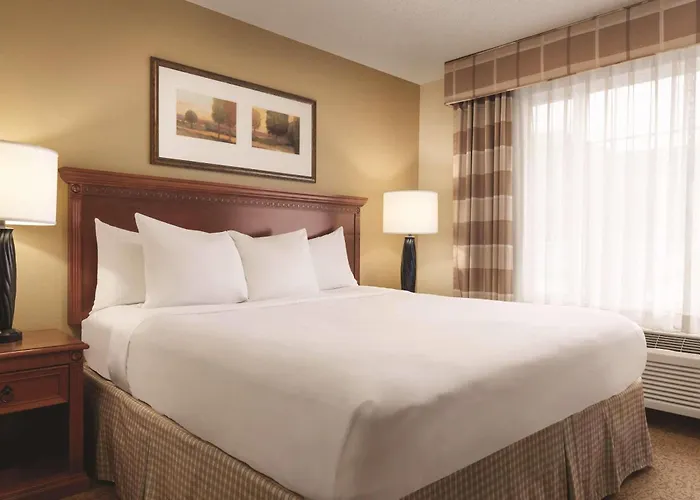 Country Inn & Suites By Radisson, Mankato Hotel And Conference Center, Mn