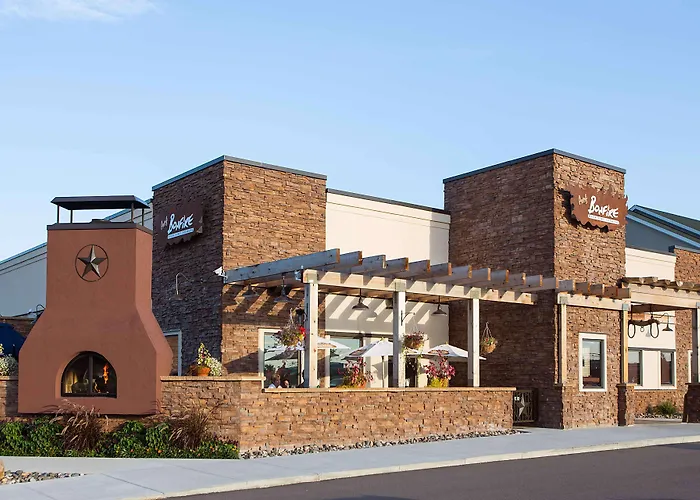 Country Inn & Suites By Radisson, Mankato Hotel And Conference Center, Mn