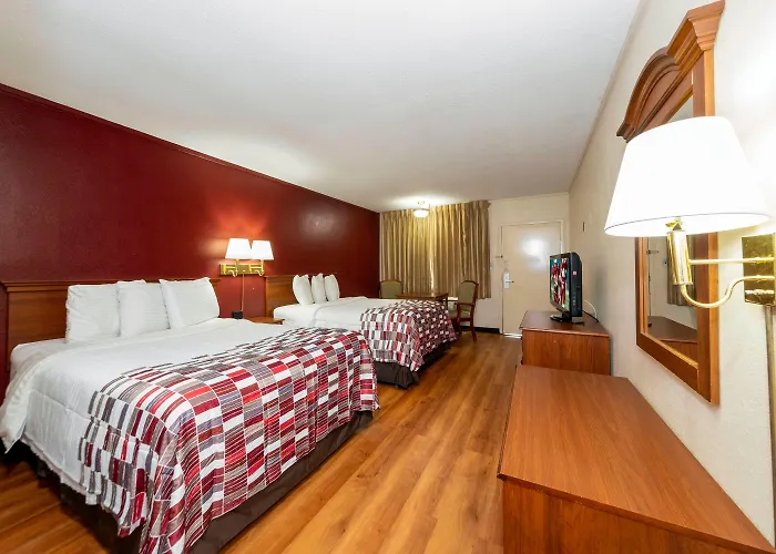 Red Roof Inn Meridian