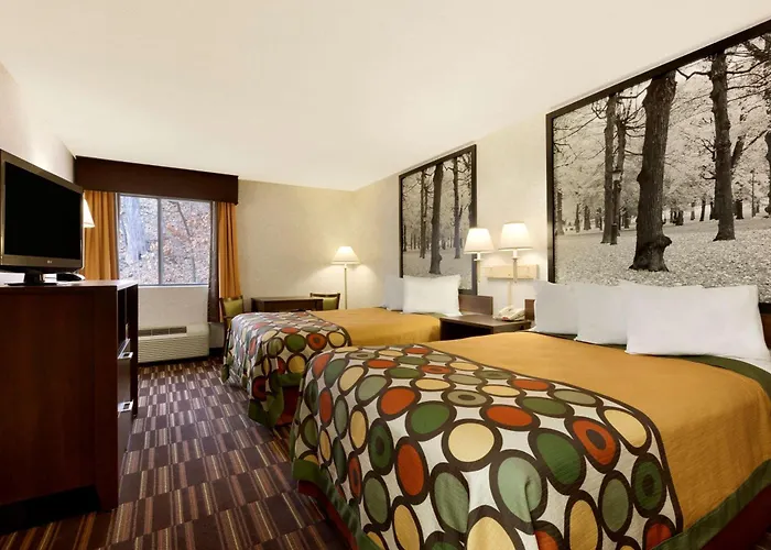 Riverdale Inn