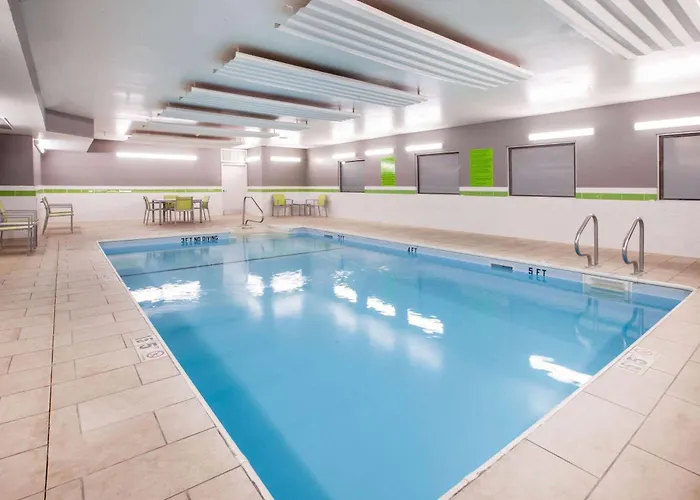 La Quinta Inn And Suites By Wyndham Elkhart