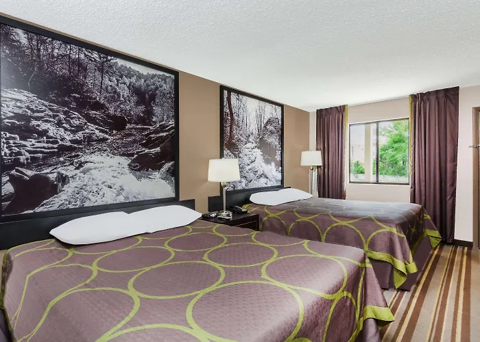 Super 8 By Wyndham Monteagle Tn