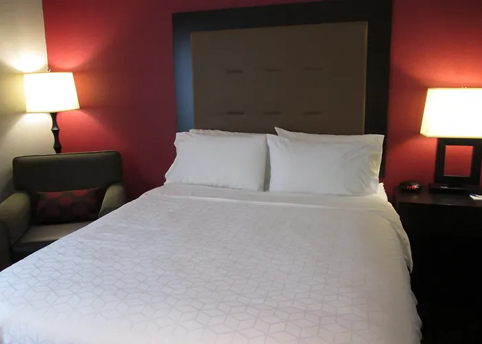 Holiday Inn Express Cloverdale - Greencastle By Ihg