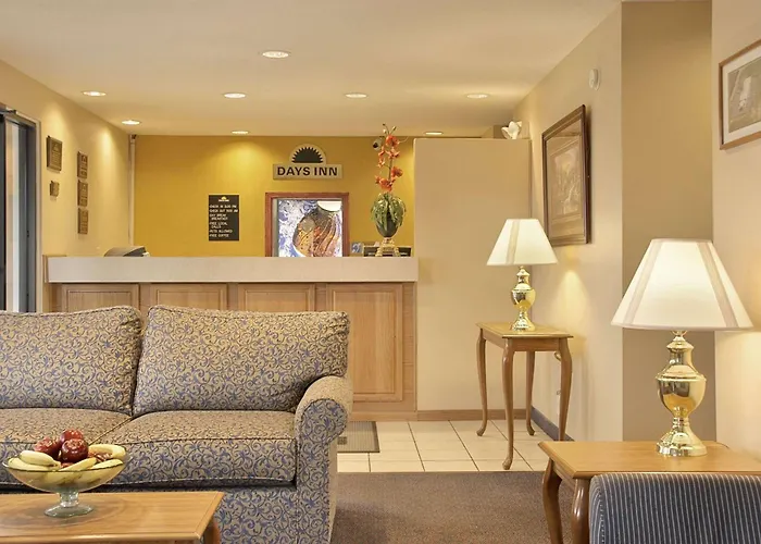 Days Inn By Wyndham Plainfield