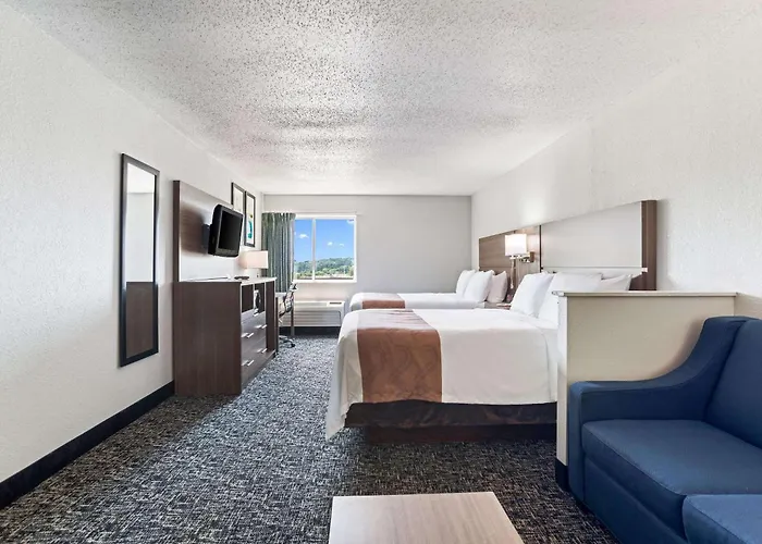 Quality Inn & Suites Ferdinand