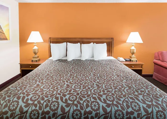 Days Inn By Wyndham Orangeburg South