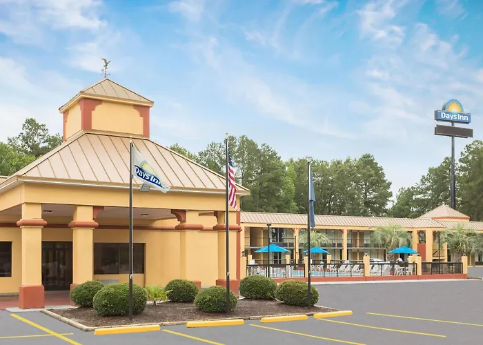Days Inn By Wyndham Orangeburg South