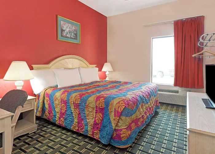 Days Inn & Suites By Wyndham Osceola Ar