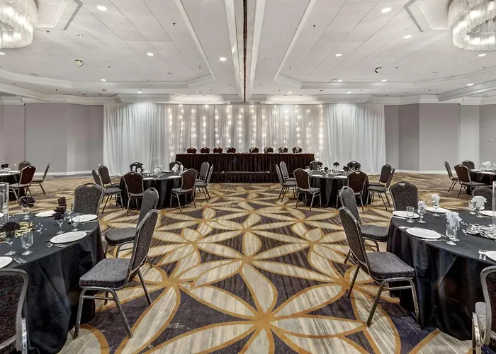 Doubletree By Hilton Wichita Airport