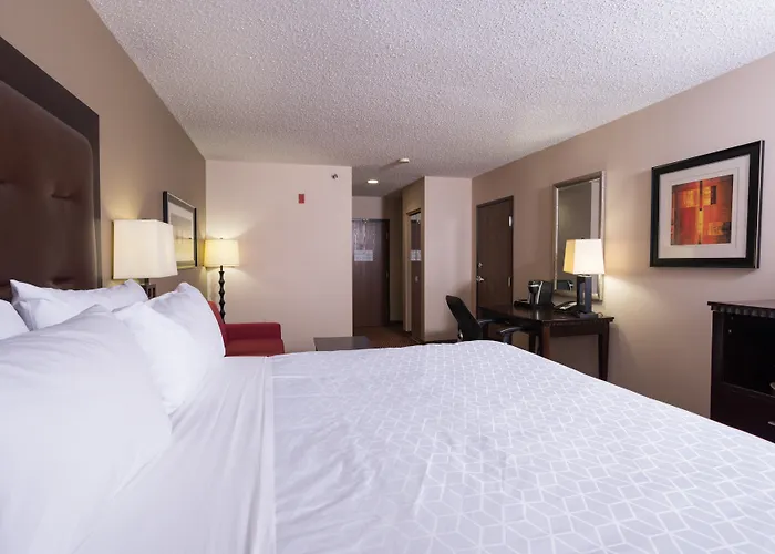 Holiday Inn Express Hartford-Newington By Ihg