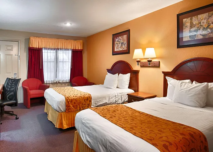 Best Western Delhi Inn